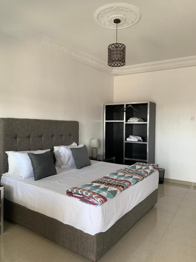 Penthouse Appartments In Almadies Dakar Eksteriør billede